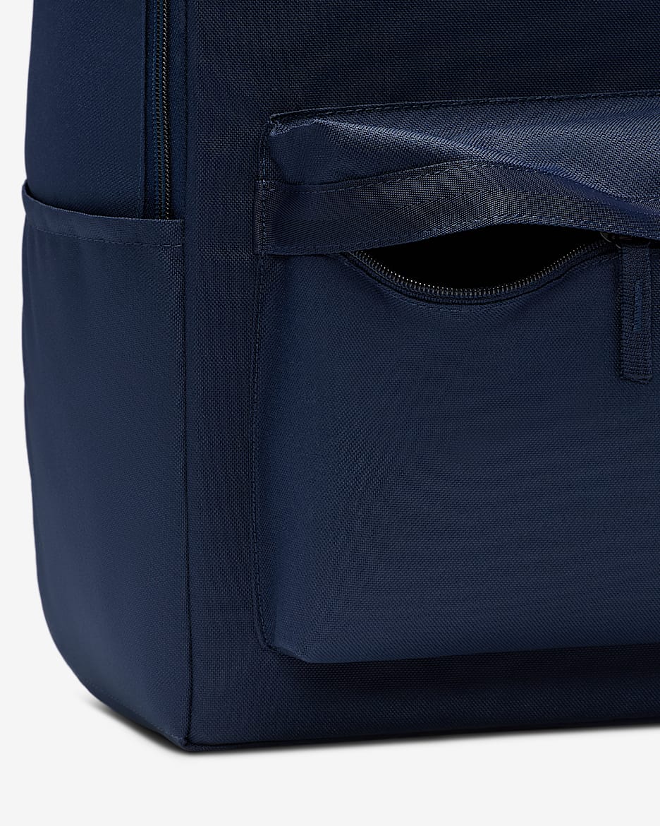 Tottenham Hotspur Heritage Backpack 25L Nike UK